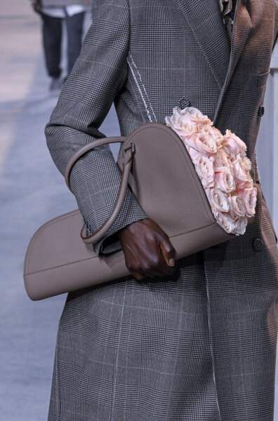 Sac bouquet de fleurs Christian Dior Menswear automne-hiver 2022-2021