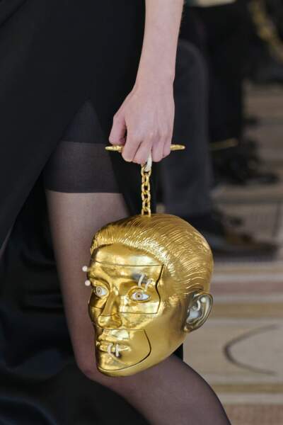 Sac à main tête dorée Schiaparelli  Haute Couture printemps-été 2022