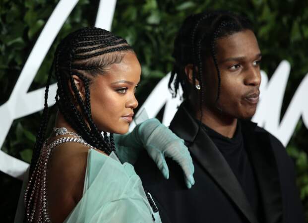 Rihanna enceinte de son premier enfant : qui sont les hommes qui ont le plus compté dans sa vie ?