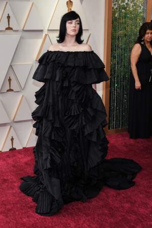 Oscars 2022 : Billie Eilish avant de remporter un Oscar pour la chanson du dernier James Bond 