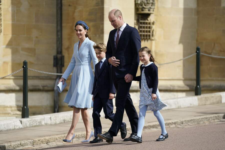 Kate Middleton, le prince William et leurs enfants George et Charlotte à la messe de Pâques