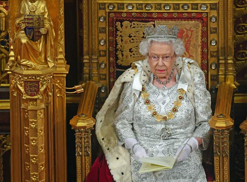 Discours du trône : la reine Elizabeth II seule en 2019, le duc a alors pris sa retraite 