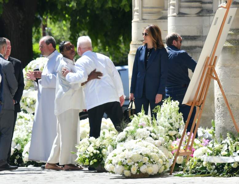 Guy Savoy, Sonia Mabrouk et Babette de Rozières aux obsèques d'Antoine Alléno à la Collégiale de Poissy