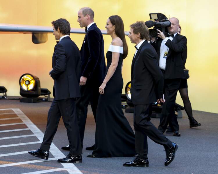 Avant-première de Top Gun : Maverick à Londres : le prince William, Kate Middleton, Tom Cruise et Jerry Bruckheimer