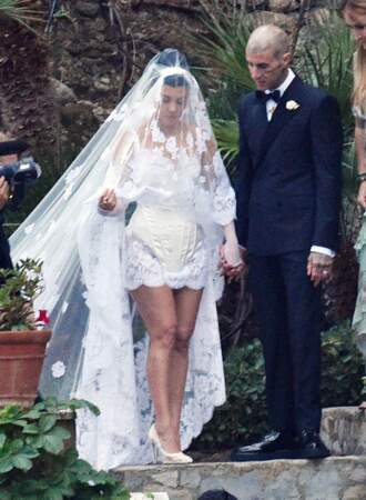 Mariage de Kourtney Kardashian et Travis Barker le 22 mai 2022 : les mariés resplendissants de bonheur