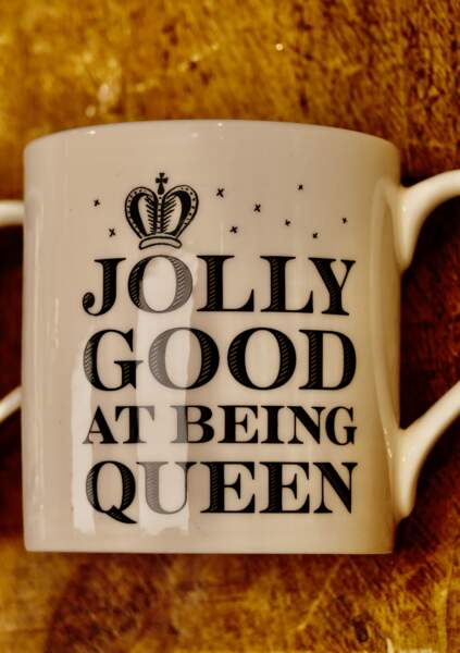 Un mug souvenir mis en ventes pour le jubilé de platine de la reine Elizabeth II