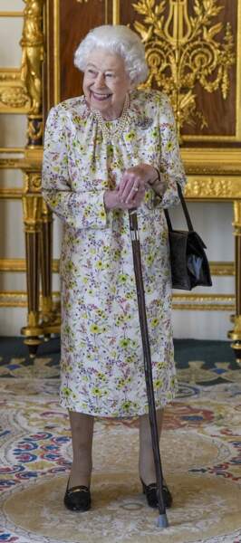 La reine Elizabeth tout sourire le 25 mai 2022