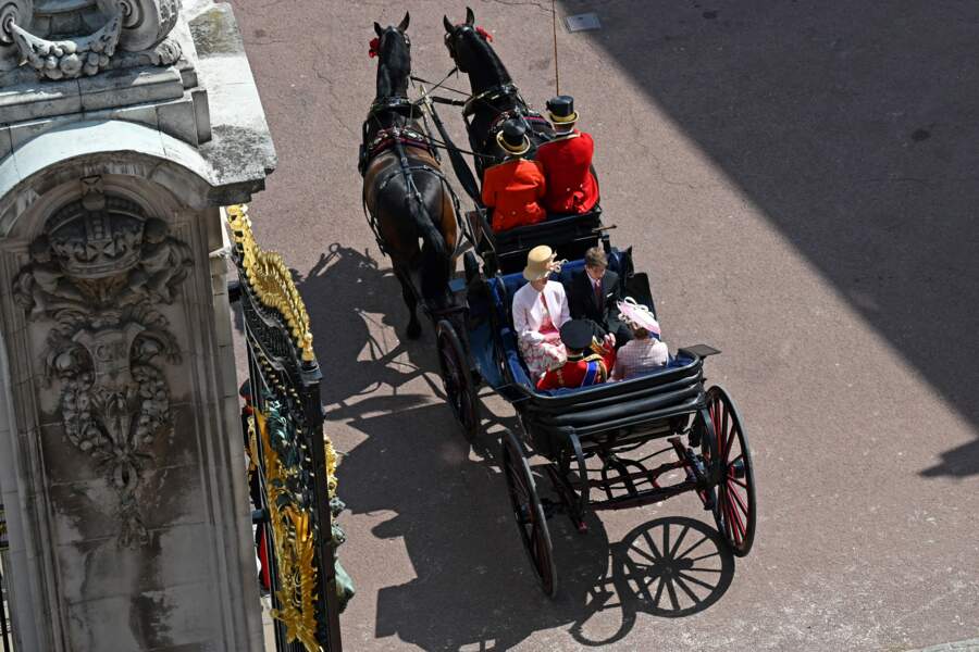 Défilé de Trooping the colour pour le jubilé de platine de la reine Elizabeth II : Edward et Sophie de Wessex avec leurs enfants Louise et James