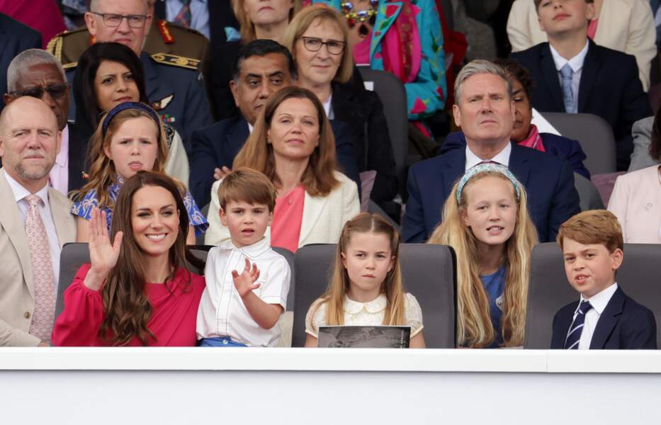 Kate Middleton, le prince Louis, la princesse Charlotte et le prince George pour le défilé du Jubilé de platine