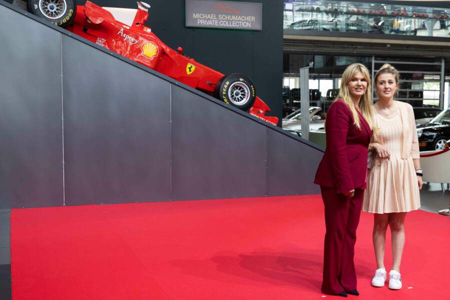 Corinna Schumacher et Gina-Maria Schumacher à la remise du Prix d'Etat de Rhénanie du Nord-Westphalie à Michael Schumacher à Cologne