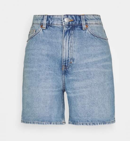 Short en jean long Monki, 17,60 euros