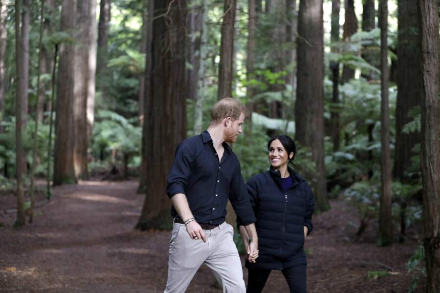 Le prince Harry et Meghan Markle, visitent le site Redwoods Tree Walk à Rotorua, en Nouvelle Zélande, le 31 octobre 2018
