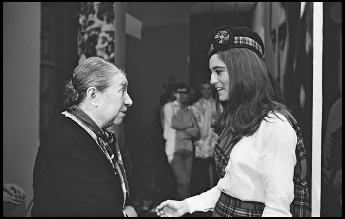 Sheila (22 ans) et Pauline Carton en 1967