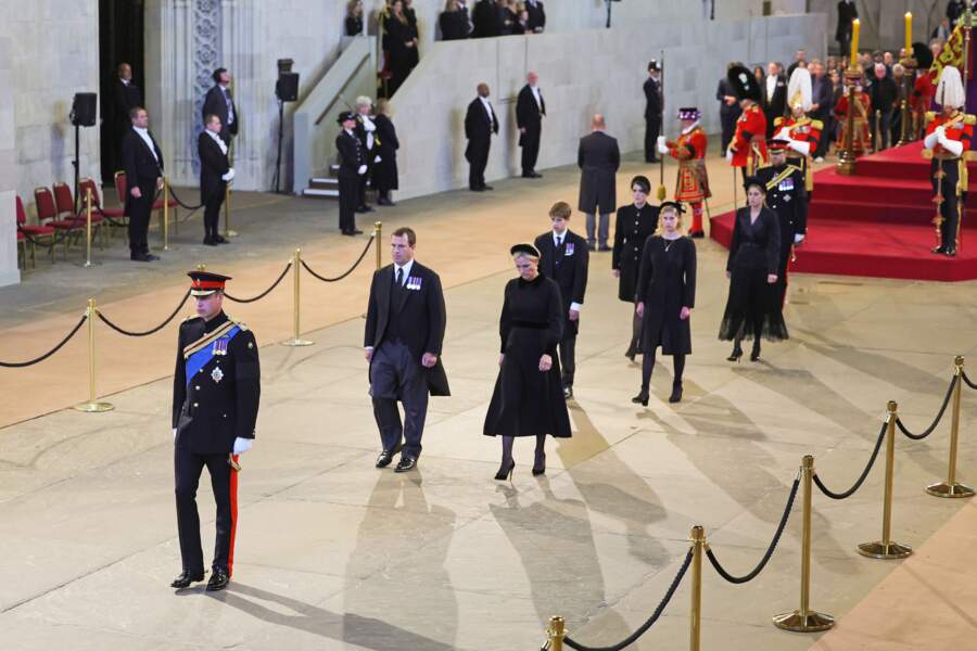 Les petits-enfants de la reine Elizabeth II quittent Wesminster Hall