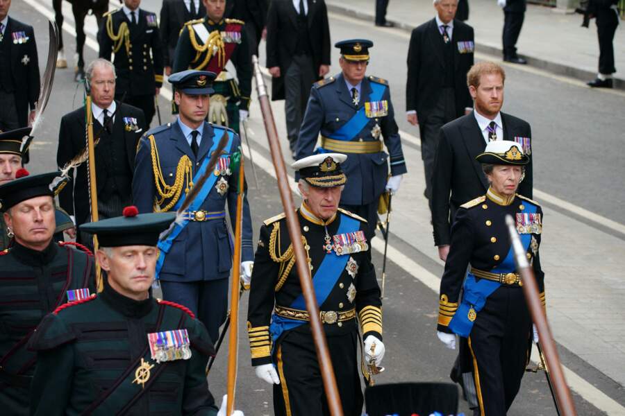 Obsèques de la reine Elizabeth II : le roi Charles III, la princesse Anne, le prince William et le prince Harry