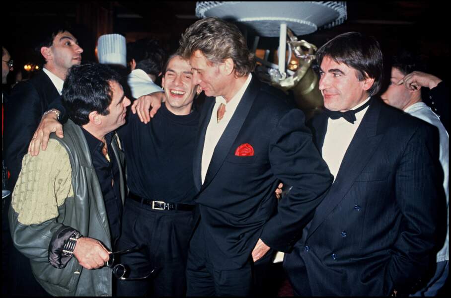 Serge Lama lors des Victoires de la musique en 1988 avec Johnny Hallyday.