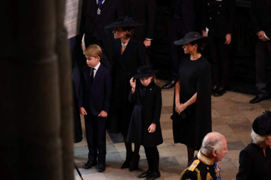 Obsèques de la reine Elizabeth II : le prince George et la princesse Charlotte avec Kate Middleton et Meghan Markle