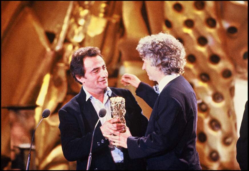 En 1988, Richard Bohringer reçoit le César du meilleur acteur pour son rôle dans Le Grand Chemin. 