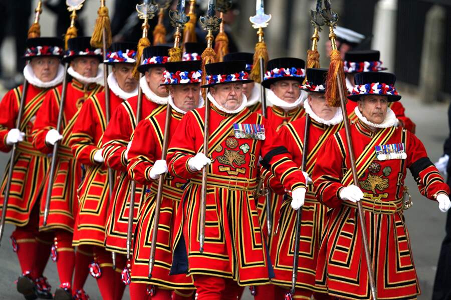 Obsèques de la reine Elizabeth II : procession de Westminster Hall à l'abbaye de Westminster