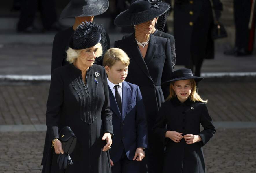Obsèques de la reine Elizabeth II :  la reine consort Camilla Parker-Bowles, le prince George, Kate Middleton et la princesse Charlotte