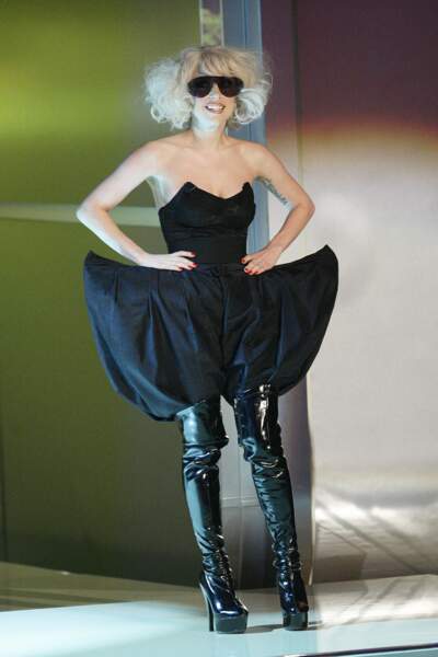 Lady Gaga pendant le TV show Wetten, dass..? en Allemagne, en novembre 2009
