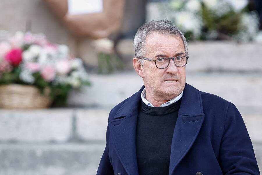 Christophe Dechavanne revient sur France 2 auprès de Léa Salamé (2022, 64 ans)