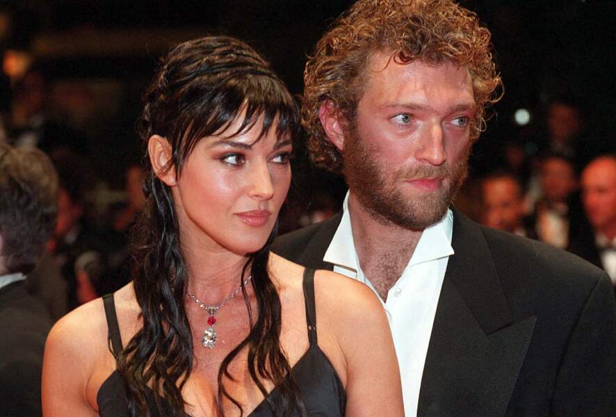 En 2002, Vincent Cassel (36 ans) et son ex-compagne Monica Bellucci lors de la montée des marches au Festival de Cannes