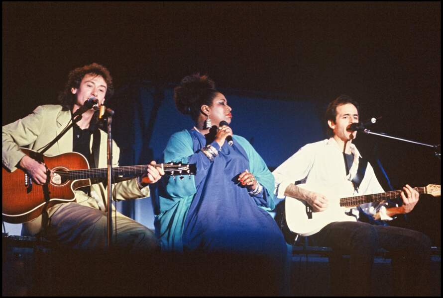 En 1990, Jean-Jacques Goldman collabore avec Carole Fredericks et Michael Jones pour l'album Fredericks Goldman Jones