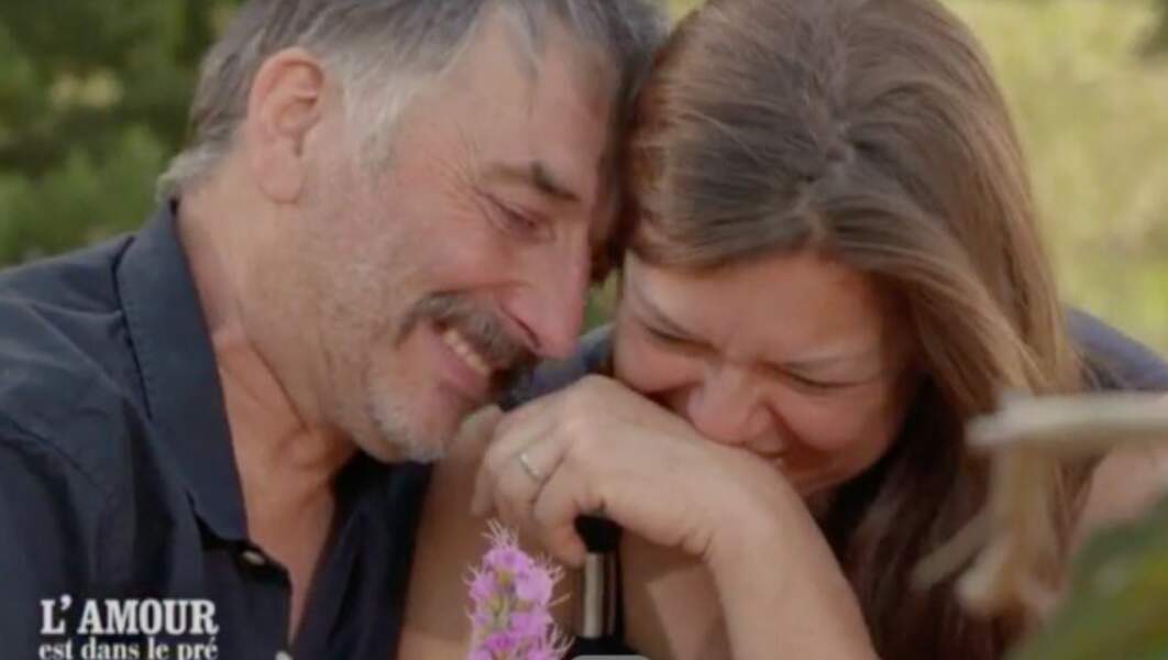 En 2019, c'était le coup de foudre pour Didier et Isabelle lors de la saison 14 de L'amour est dans le pré. Après 2 ans de vie de couple, ils se sont malheureusement séparés. 