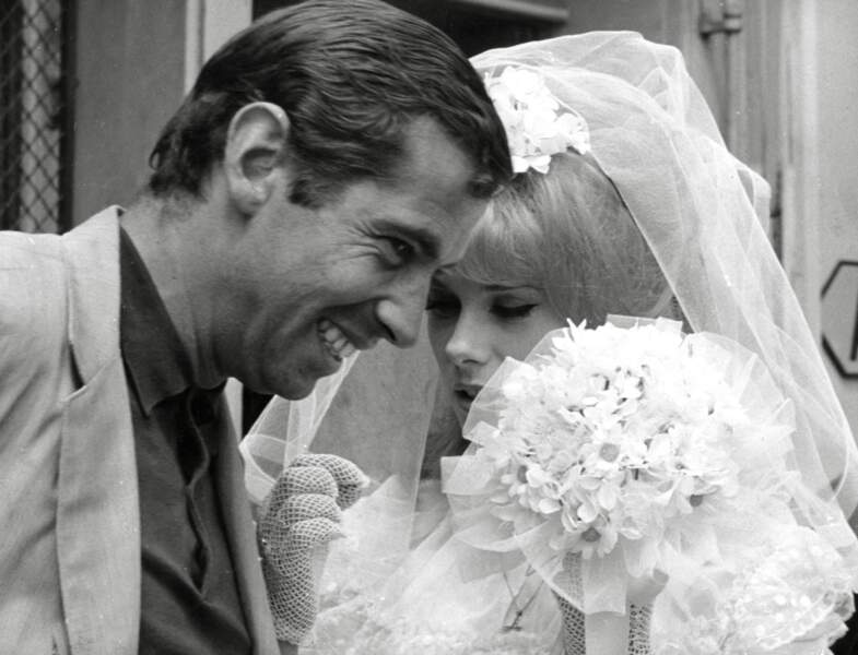 En 1963, âgée de 19 ans, Catherine Deneuve et Roger Vadim, 35 ans, deviennent paris d'un petit garçon, Christian Vadim