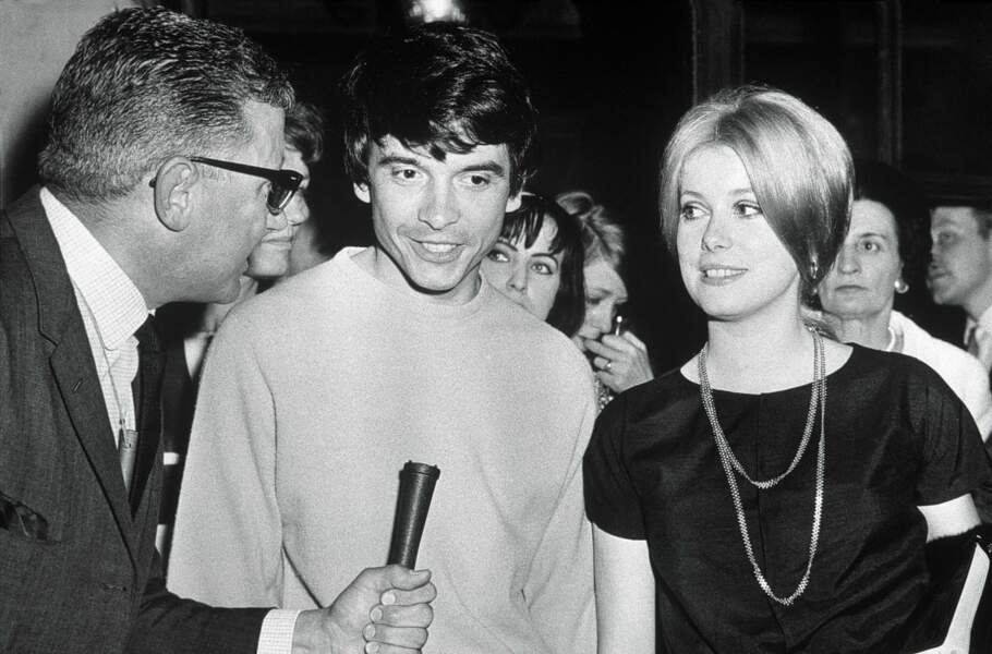 Mais coup de théâtre, deux ans plus tard en 1965, Catherine (21 ans) rencontre le photographe britannique David Bailey (29 ans) sur le photoshoot Playboy