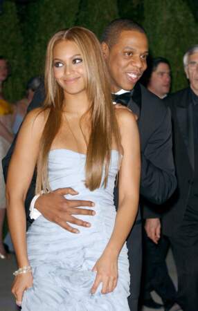 En 2005, Beyoncé annonce à l'âge de 25 ans sa première grossesse  