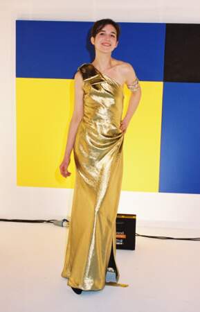 Il faut attendre 1999 pour que Charlotte Gainsbourg, à 28 ans, remporte le Cesar de la meilleure actrice dans un second rôle pour son interprétation dans le film La Bûche.  