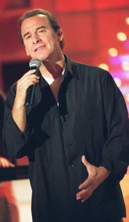 Durant l'année 1999, Michel Fugain (57 ans) est nominé à la 12e cérémonie des Victoires de la musique dans la catégorie meilleur concert pour sa prestation aux Francofolies de La Rochelle le 14 juillet 1996
