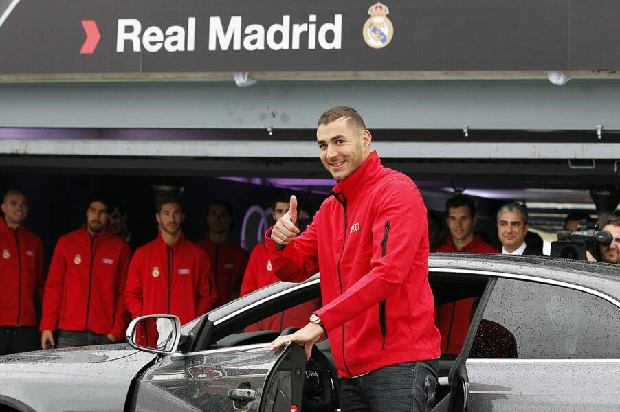 Karim Benzema (25 ans) participe à un course automobile à Madrid, en 2012