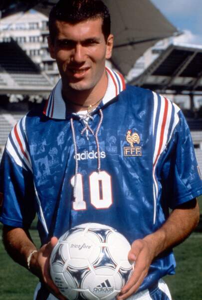 En août 1997, il remporte la Supercoupe d'Italie de Football