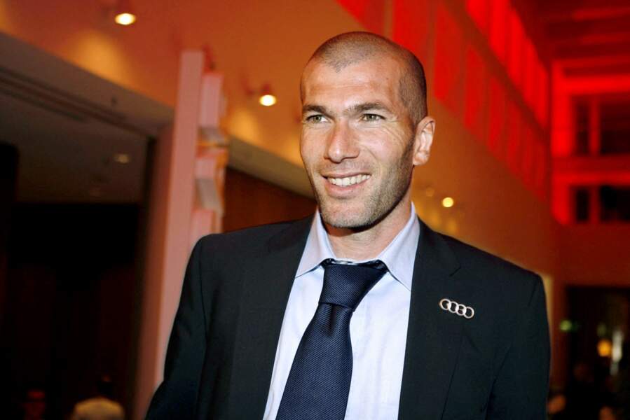Le 9 juillet 2006, Zinedine Zidane porte le maillot bleu pour disputer la finale de la Coupe du monde face à l'Italie
