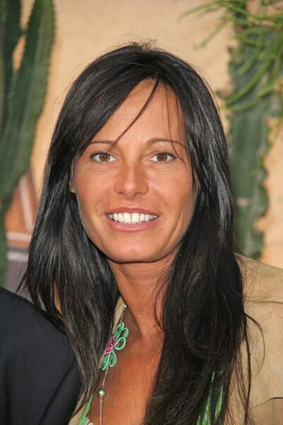 De 2001 à 2008, elle interprète le personnage de Monica dans la série Sous le soleil diffusée sur TF1. 