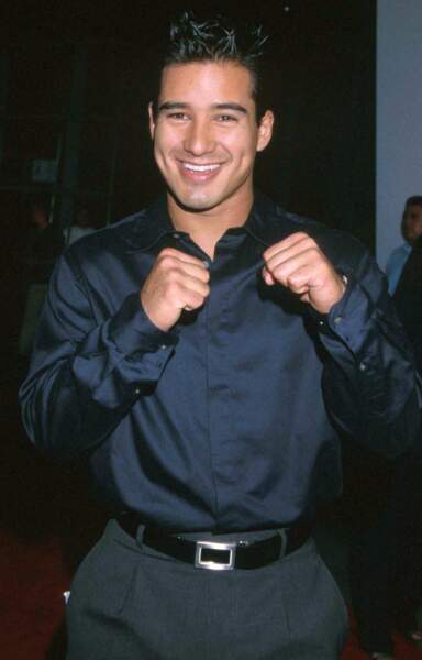 Mario López incarnait Bobby Cruz dans la série Pacific Blue