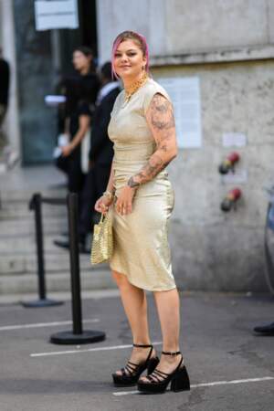 Louane en robe dorée Paco Rabanne en 2022