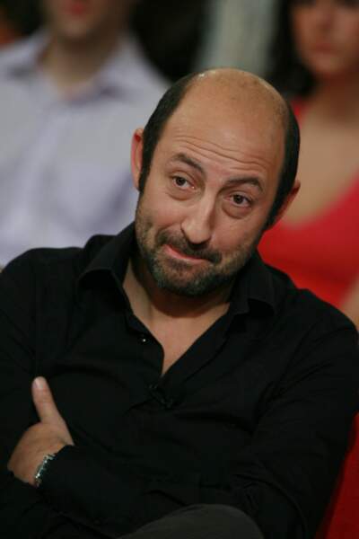 En 2006, à 42 ans,  il est au casting de la comédie décalée Un ticket pour l'espace, d'Éric Lartigau. 