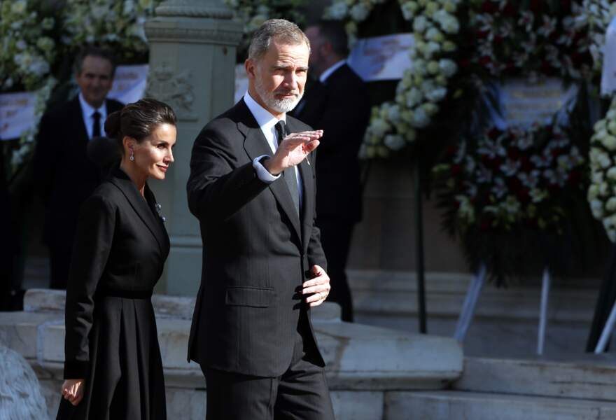 Letizia et Felipe d'Espagne assistent aux obsèques de Constantin II de Grèce.
