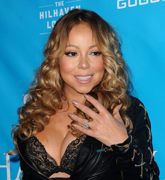 Mariah Carey a reçu une bague de fiançailles de 35 carats à 10 millions de dollars de la part de James Parker