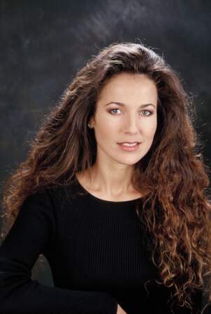 En 1998, l'actrice de 30 ans incarnait Sophie d'Arfeuille dans Le Bal Masqué.