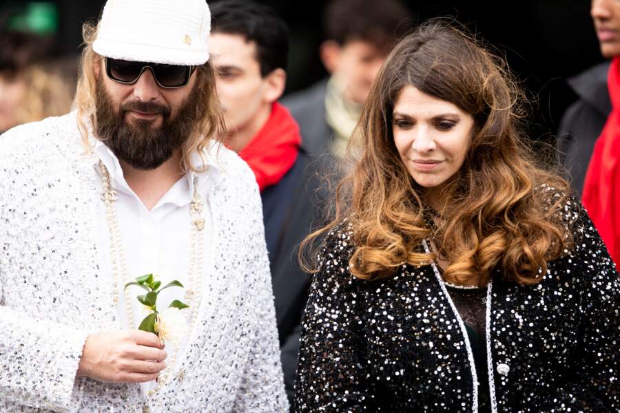 Sébastien Tellier et sa femme Amandine de la Richardière au défilé de mode prêt-à-porter automne-hiver 2023/2024 Chanel lors de la Fashion Week de Paris qui a eu lieu le 7 mars 2023.