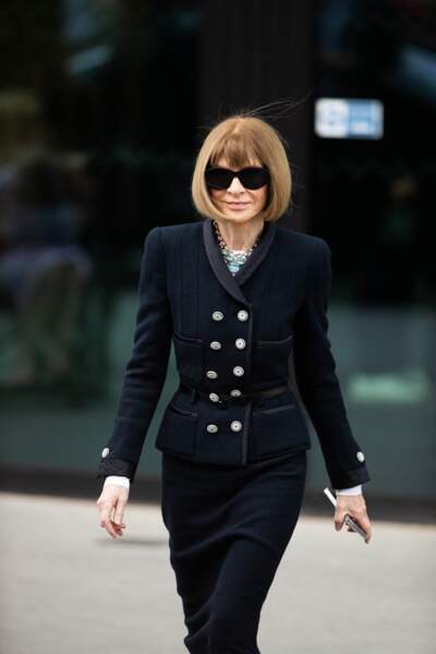 La papesse de la mode Anna Wintour au défilé de mode prêt-à-porter automne-hiver 2023/2024 Chanel lors de la Fashion Week de Paris qui a eu lieu le 7 mars 2023. 