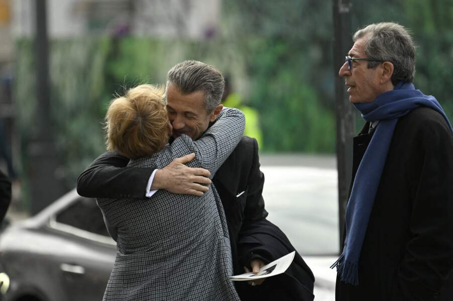 François Sarkozy et Isabelle Balkany aux obsèques de Pal Sarkozy, le 9 mars 2023 à l'église Saint-Jean-Baptiste à Neuilly-sur-Seine.