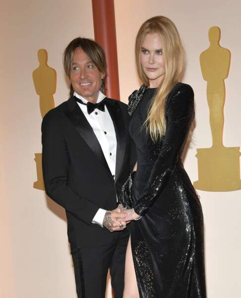 Nicole Kidman et son mari Keith Urban sont très complices lors de la 95ème cérémonie des oscars le 12 mars 2023  