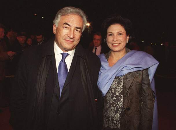 Anne Sinclair a rencontré Dominique Strauss-Kahn en 1988 et l'a aimé pendant près de 25 ans. Ils se sont séparés en 2012.