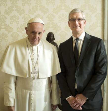 Tim Cook, le CEO d'Apple, a rencontré le Pape François au Vatican le 22 janvier 2016. 